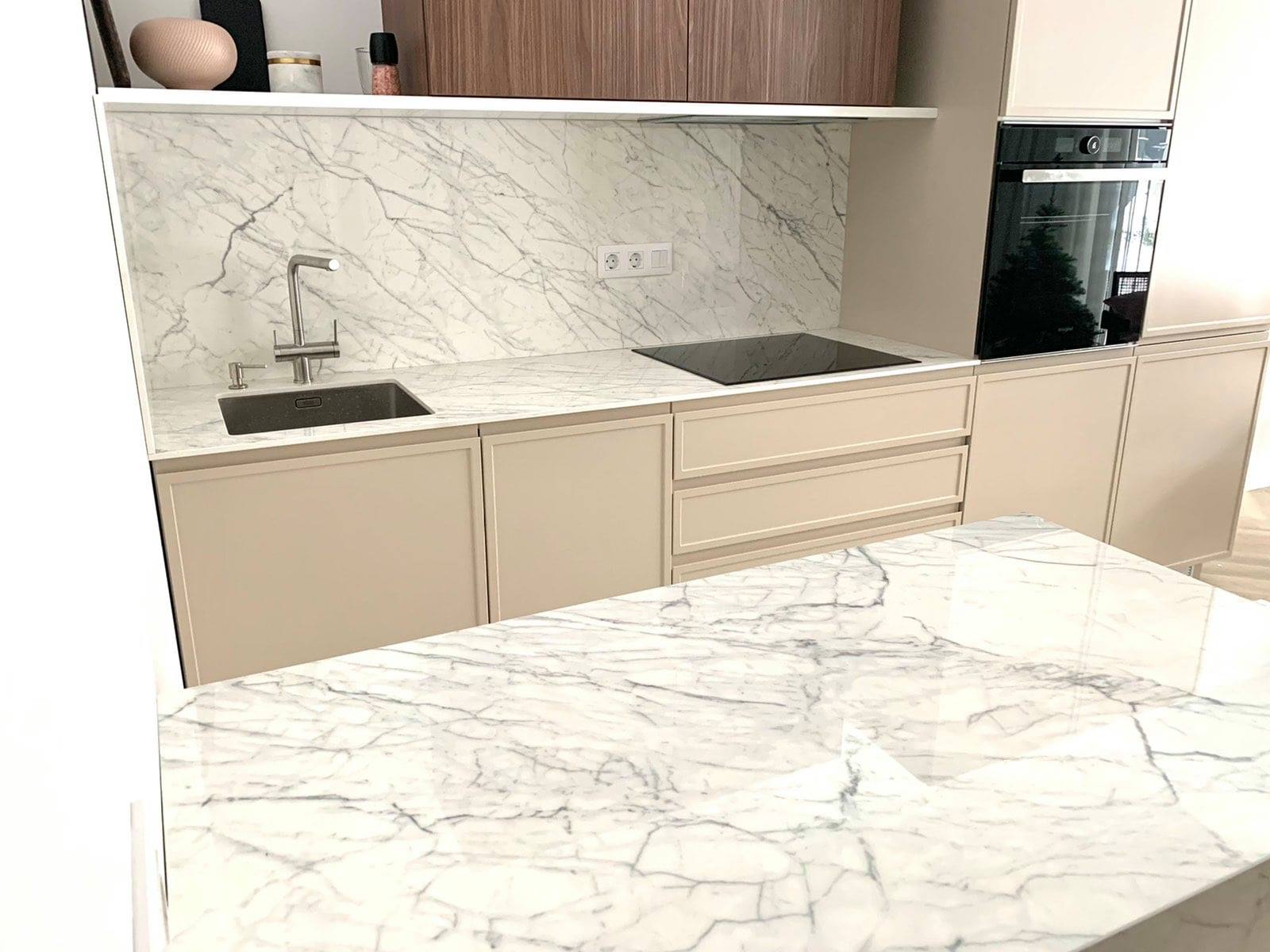 Laminam Statuaretto Lucidato 12mm, стільниця, стільниці, стільниці для кухні, штучний камінь, стільниця з штучного каменю, штучний камінь стільниця ціна, акриловий камінь, столєшня ціна, штучный камень, гранітна мойка, купити штучний камінь, стільниця із штучного каменю, стільниця зі штучного каменю ціна, штучний камінь ціна, blanco norte, blanco zeus, blend nero, calacatta negro, calacatta venato, laminam 3 mm, laminam argento, laminam basalto vena scura, laminam bianco statuario venato, laminam collection crusca, laminam collection perla, laminam filo oro, laminam i naturali marmi, laminam fokos rena, laminam kanka black, laminam kotan beige, laminam neve, laminam statuario venato, laminam travertino navona, laminam travertino romano, laminam uk, laminam video, marengo silestone, montelli solid surface, nm102, samsung staron bright white, silestone altair, spa 04, staron confection, staron magnolia, staron metallic, staron ocean view, staron pearl, staron pebble blue, staron quasar white, staron white, tristone corian, камень corian, камень tristone, кварц avant, столешня ціна, столешні з штучного каменю ціна, столешні кухонні, стільниця зі штучного каменю, штучний камін ціна, штучний камінь на кухні, кромка для стільниці